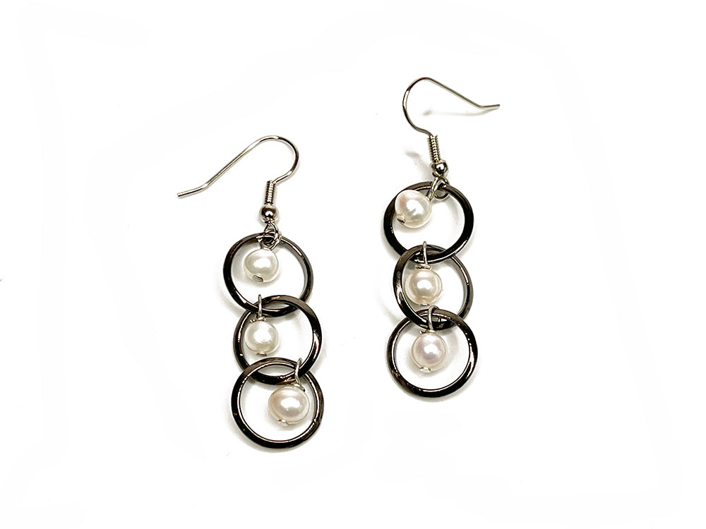 Pearls and Linked Circle Drop Earrings | Erica Zap Designs