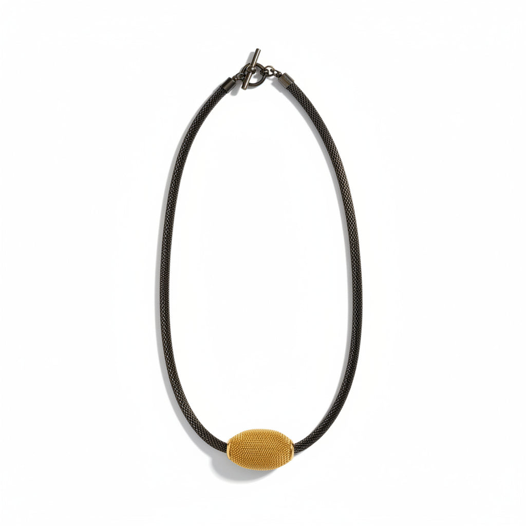 Thick Mesh Strand Necklace with Oval Mesh Bead