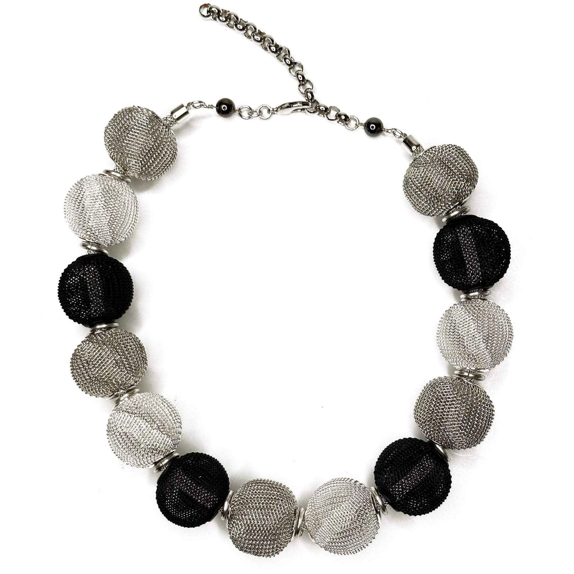 Mesh Necklace with All-Around Large Mesh Beads