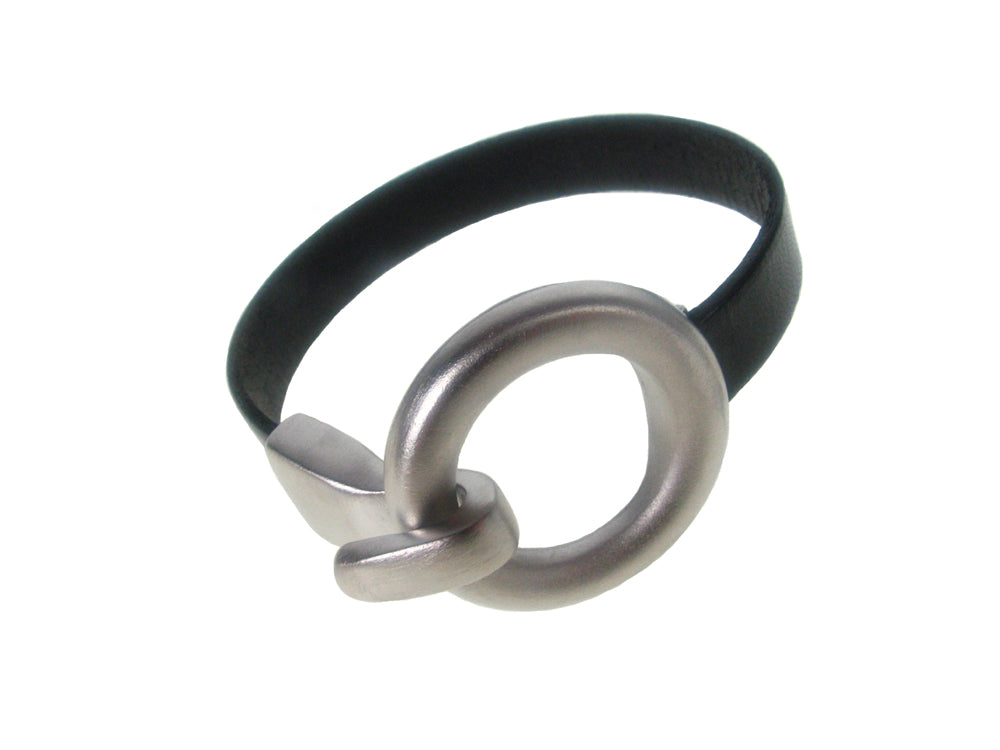 Flat Leather Bracelet | Round Hook Clasp | Erica Zap Designs