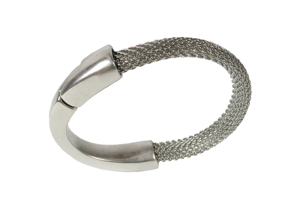 Mesh Bracelet with Crescent Magnetic Clasp | Erica Zap Designs